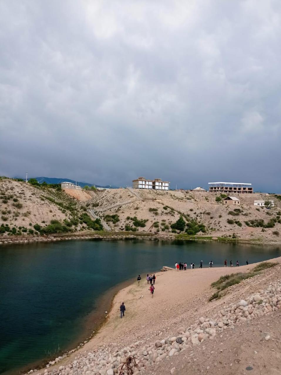 "Ailun" Guest House Tong Экстерьер фото